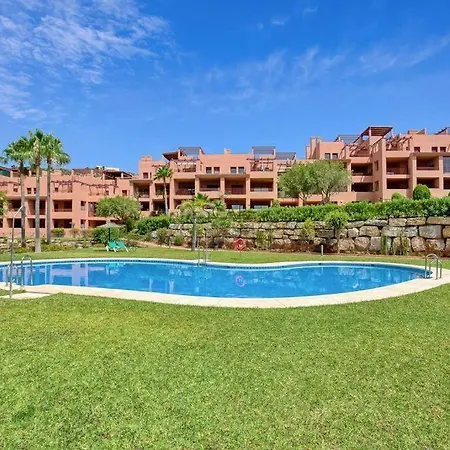 Apartment Estrella De Mar Zeezicht En Uitkijk Op Gibraltar 40m2 Terras Incl Zwembad Garzas