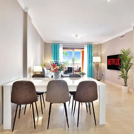 Estrella De Mar Zeezicht En Uitkijk Op Gibraltar 40m2 Terras Incl Zwembad Garzas Apartment