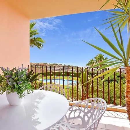Apartment Estrella De Mar Zeezicht En Uitkijk Op Gibraltar 40m2 Terras Incl Zwembad Garzas Manilva