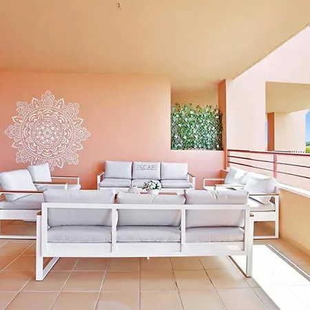 Estrella De Mar Zeezicht En Uitkijk Op Gibraltar 40m2 Terras Incl Zwembad Garzas Apartment Manilva